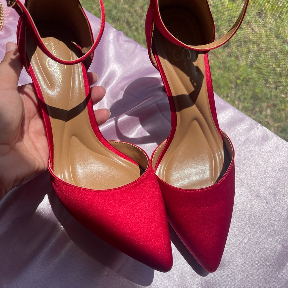 (Jessica Rabbit Red) inspired heels - Picture 7 of 10